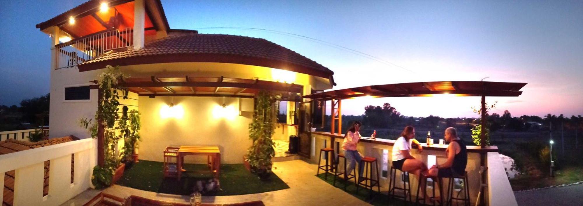 Bua Daeng Homestay Resort Kumphawapi Exterior photo